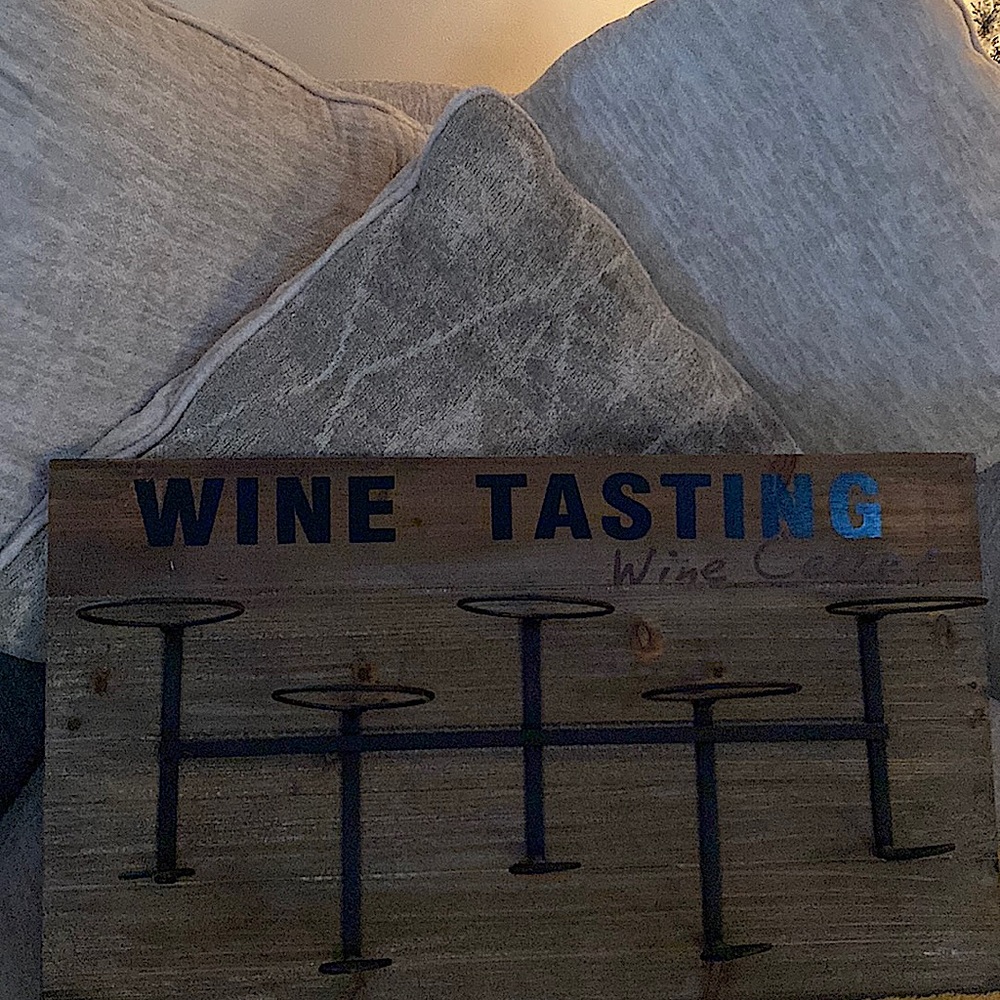 Wall Wine Holder